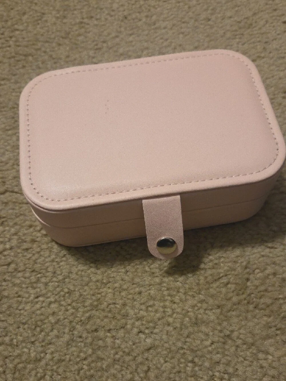 Compact Pink Jewelry Organizer Box with Ring Slots